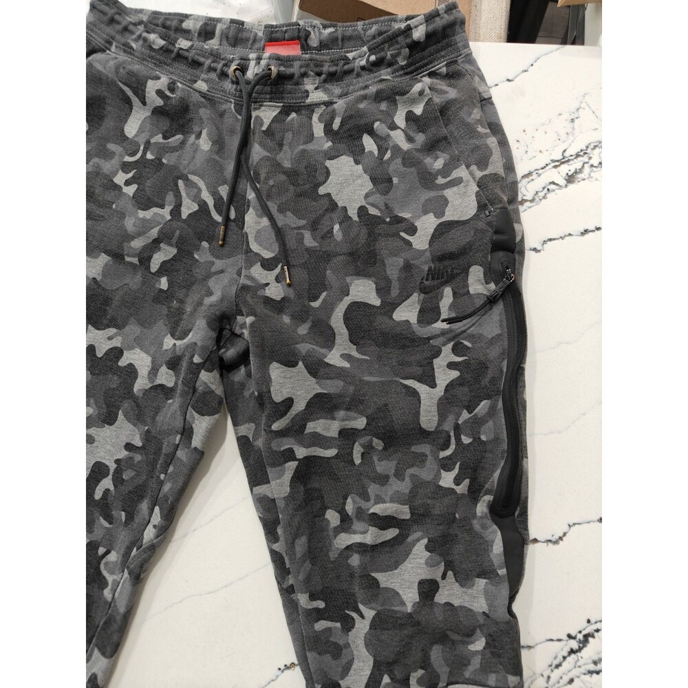 Nike Tech Fleece Gray Camo Jogger Pants Ankle Women’s Medium Training Sweatpants